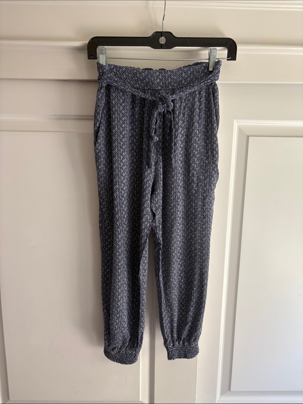 Vici Navy Patterned Tie-Waist Jogger Pants